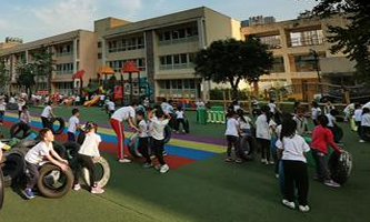 �ɶ��е���ʮ�׃��@