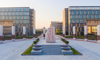 ������ӿƼ���W(xu��)���ڶ�݆���pһ�������O(sh��)��У�����O(sh��)�W(xu��)��