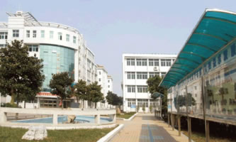 ������ӹ��̌WУ�����ՙC늼����WԺ��