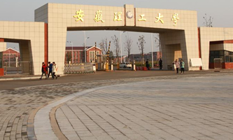 ����������W