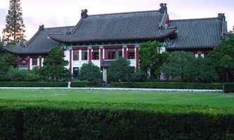 �Ͼ�������W(xu��)���ڶ�݆���pһ�������O(sh��)��У�����O(sh��)�W(xu��)��