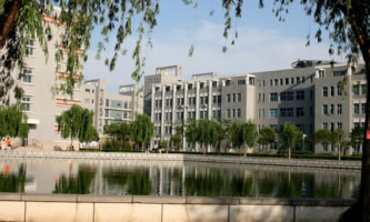 ���������ߵȌ��ƌW(xu��)У