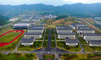 �(zh��n)���иߵȌ��ƌW(xu��)У