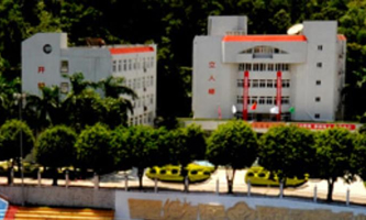 ����Ԫƽ��������W(xu��)У