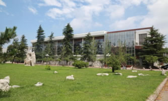 �R���м����W(xu��)Ժ