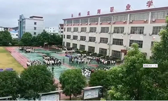 ���������е��I(y��)���g�WУ