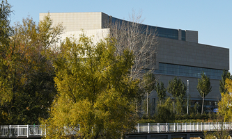 �L(zh��ng)���еڶ��еȌ��I(y��)�W(xu��)У