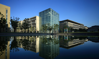 �Ϻ��Ƽ���W(xu��)���ڶ�݆���pһ�������O(sh��)��У�����O(sh��)�W(xu��)��