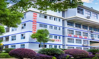 �����滛�е��I(y��)���g(sh��)�W(xu��)У