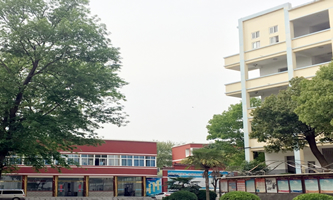 �~����ؔ��(j��ng)�W(xu��)У