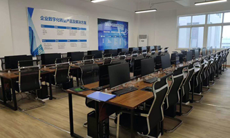 ����ͨ�ſƼ��еȌ��I(y��)�W(xu��)У