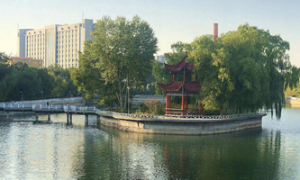 �½���W(xu��)�������F(xi��n)���a(ch��n)�I(y��)�W(xu��)Ժ��У